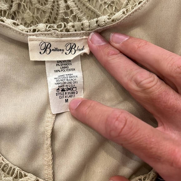 Dress - Picture 5 of 5